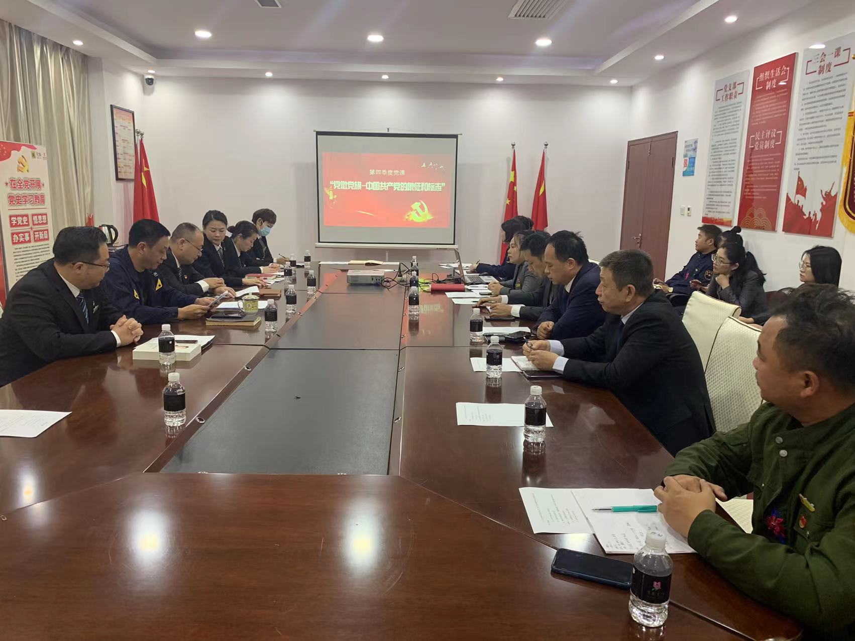 黨史主題宣講教育現(xiàn)場(chǎng)3.jpg 黨史主題宣講教育現(xiàn)場(chǎng)3.jpg