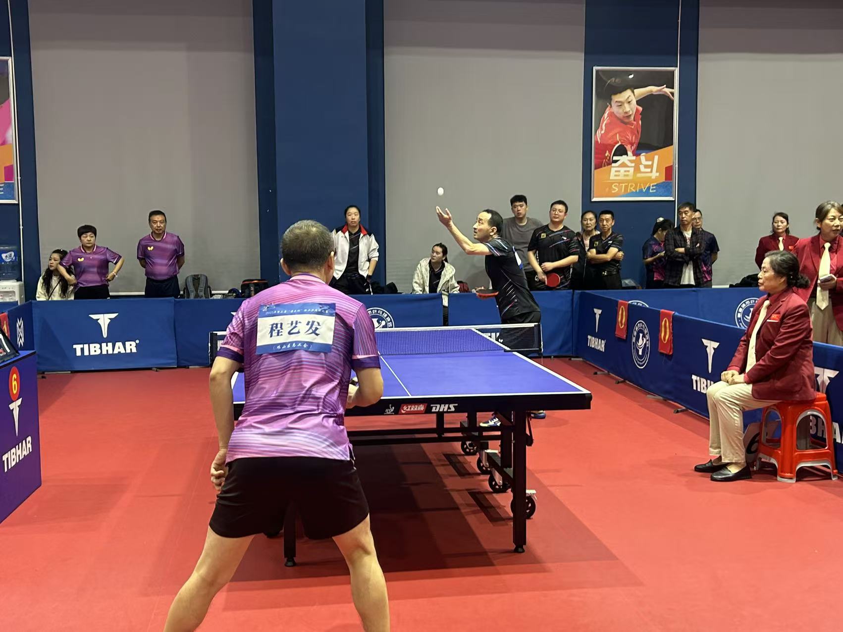 比賽現(xiàn)場02.jpg 比賽現(xiàn)場02.jpg